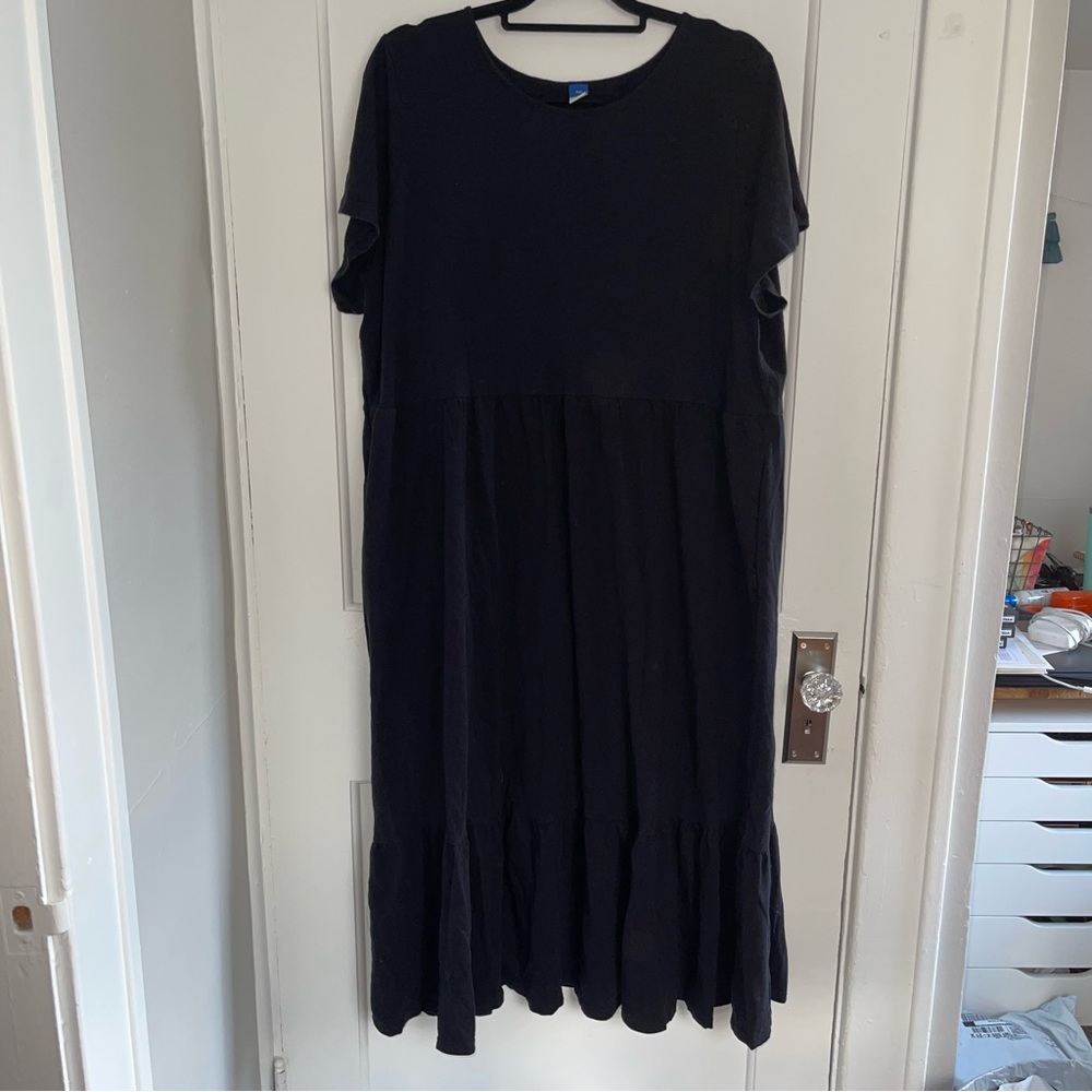 Old Navy Midi-Length Black Tiered Dress with Pockets!